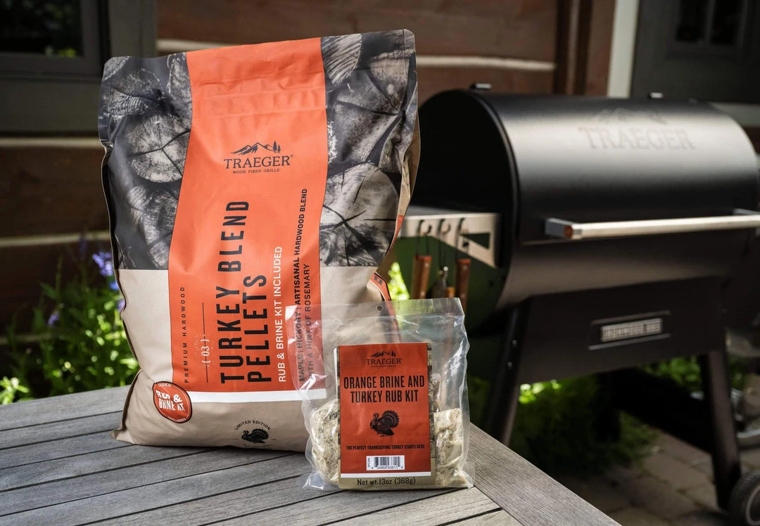 Best Pirce โ Traeger Canada Traeger Turkey Blend Wood Pellets 18lb + Brine Kit (Limited Edition) - PEL351 ๐ 8 Traeger Canada Traeger Turkey Blend Wood Pellets 18lb + Brine Kit (Limited Edition) - PEL351