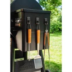 Traeger Canada Traeger BAC536 Magnetic Plastic Hooks - 3 Pieces BBQ Accessories